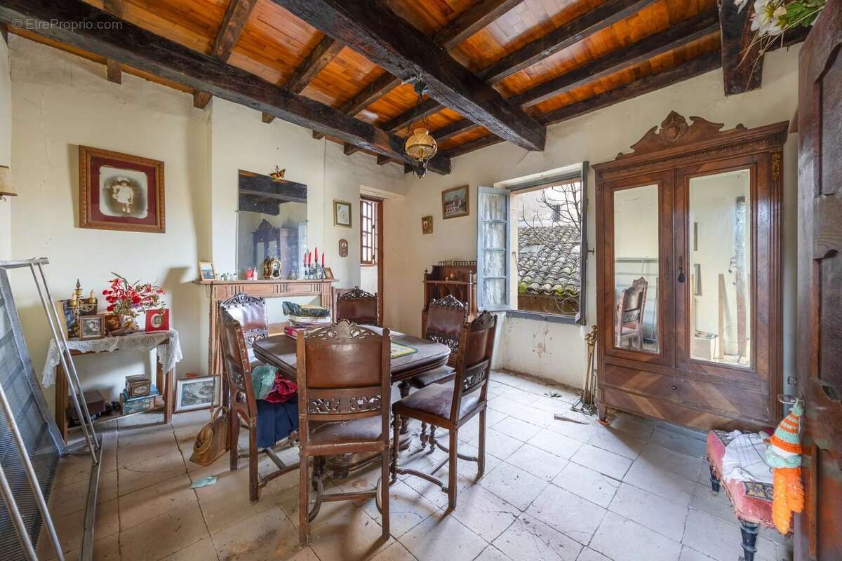 Appartement à PUYCELCI