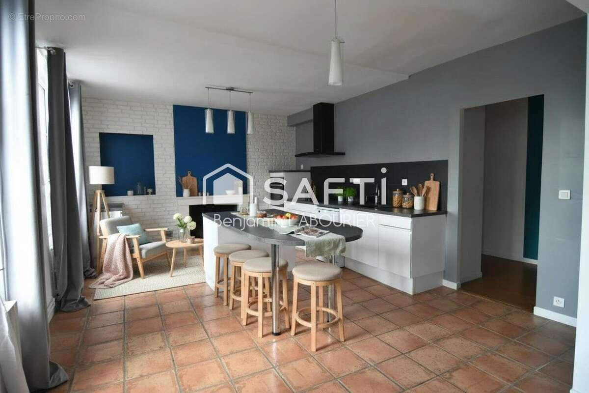 Photo 2 - Appartement à AUXERRE