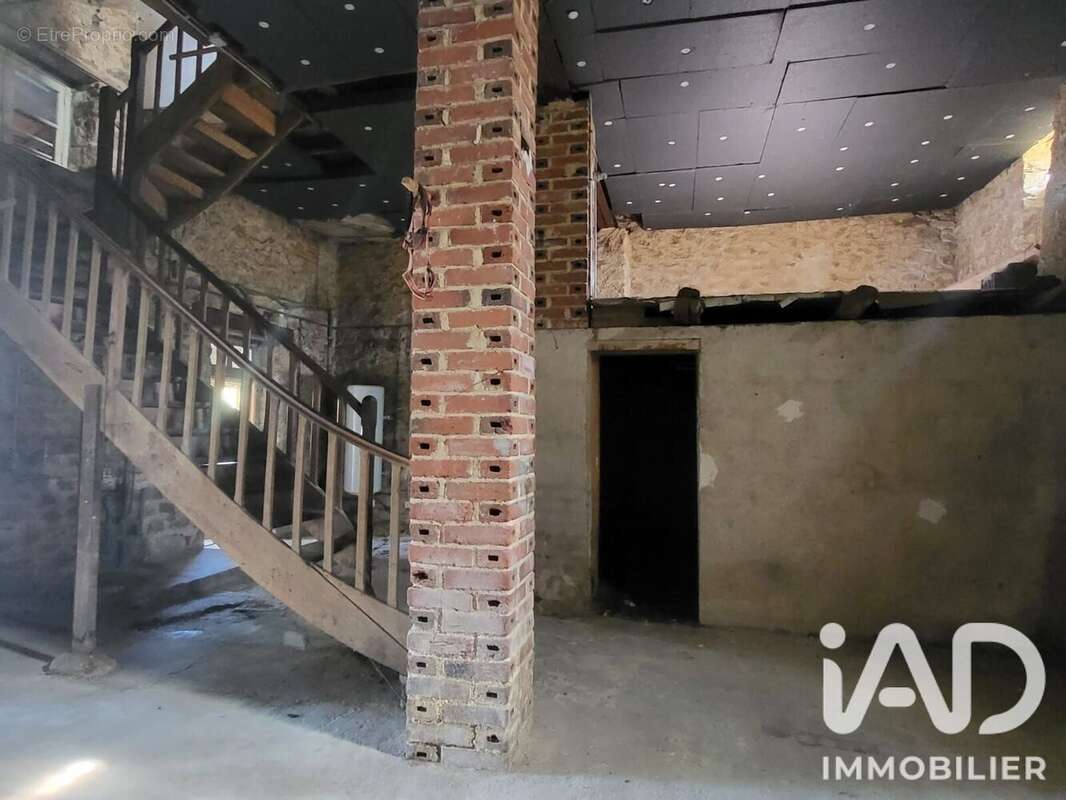 Photo 8 - Maison à SAINT-VICTURNIEN