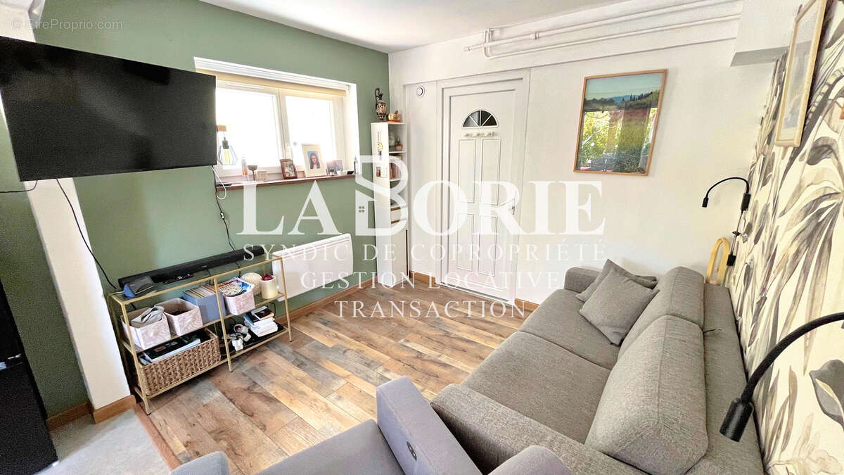 Maison T6 127 m2 sur une parcelle de 595m2 - photo 5