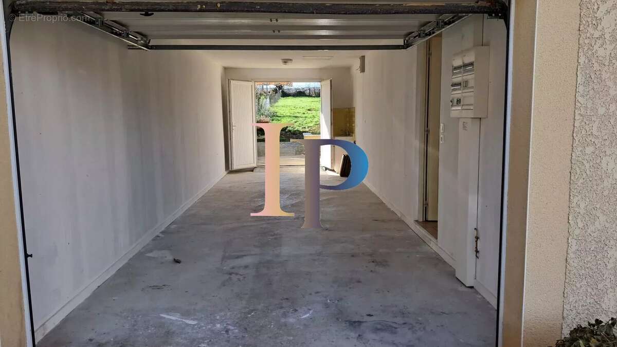 Maison à PARAY-LE-MONIAL