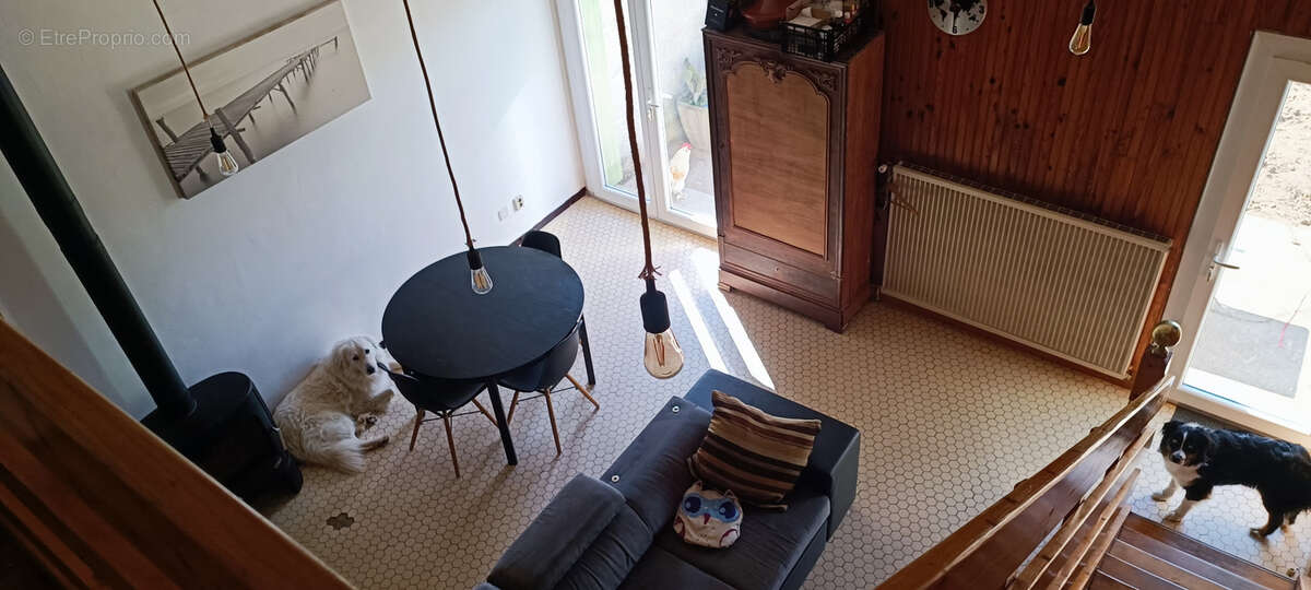 Maison à AZILLE