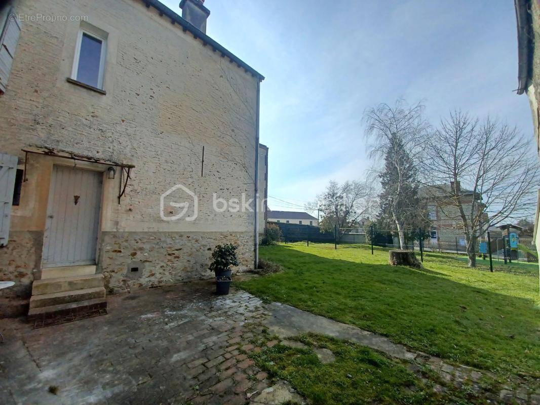 Maison à COULOMMIERS