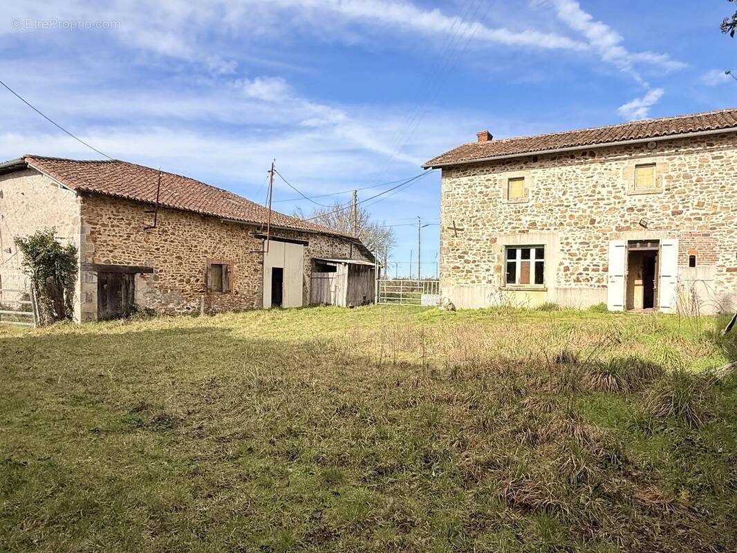 Maison à BRIGUEUIL