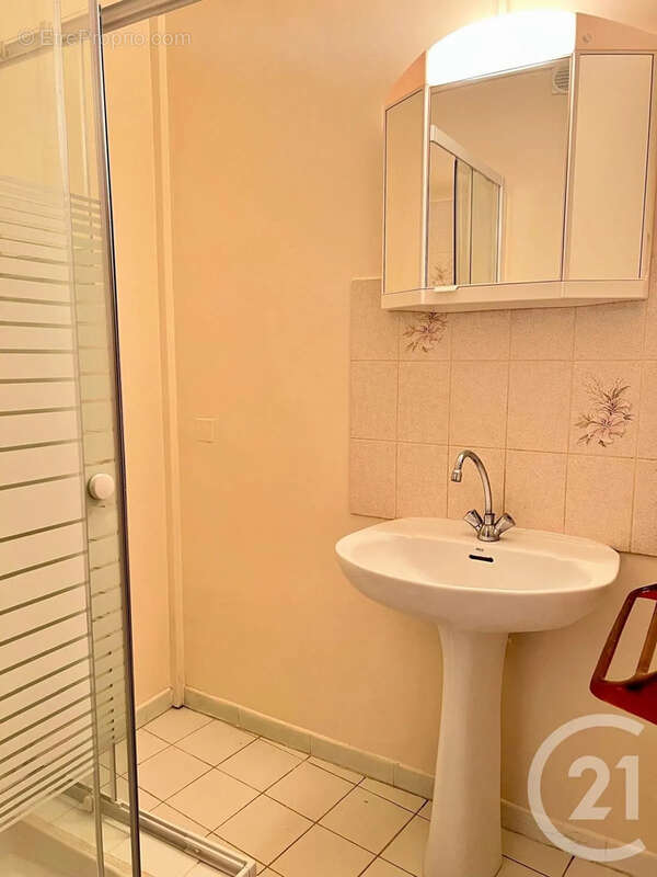 Appartement à HOUDAN