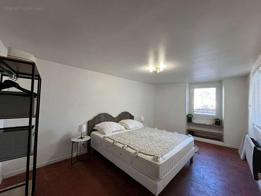 Appartement à L'ISLE-SUR-LA-SORGUE