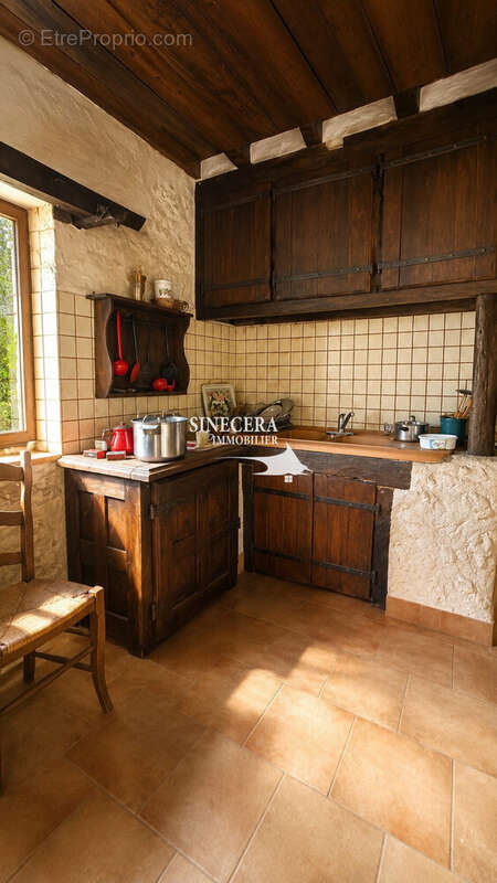 Maison 110 m² à Tocane-Saint-Apre  - photo 7