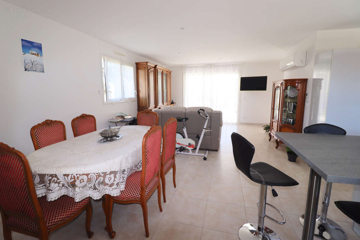 Maison à MESCHERS-SUR-GIRONDE