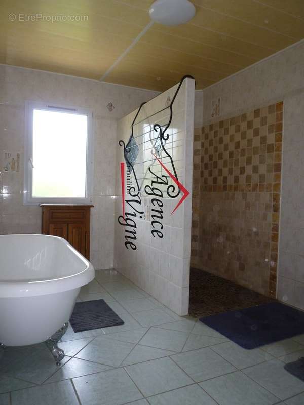 Maison à SAINT-AMBROIX