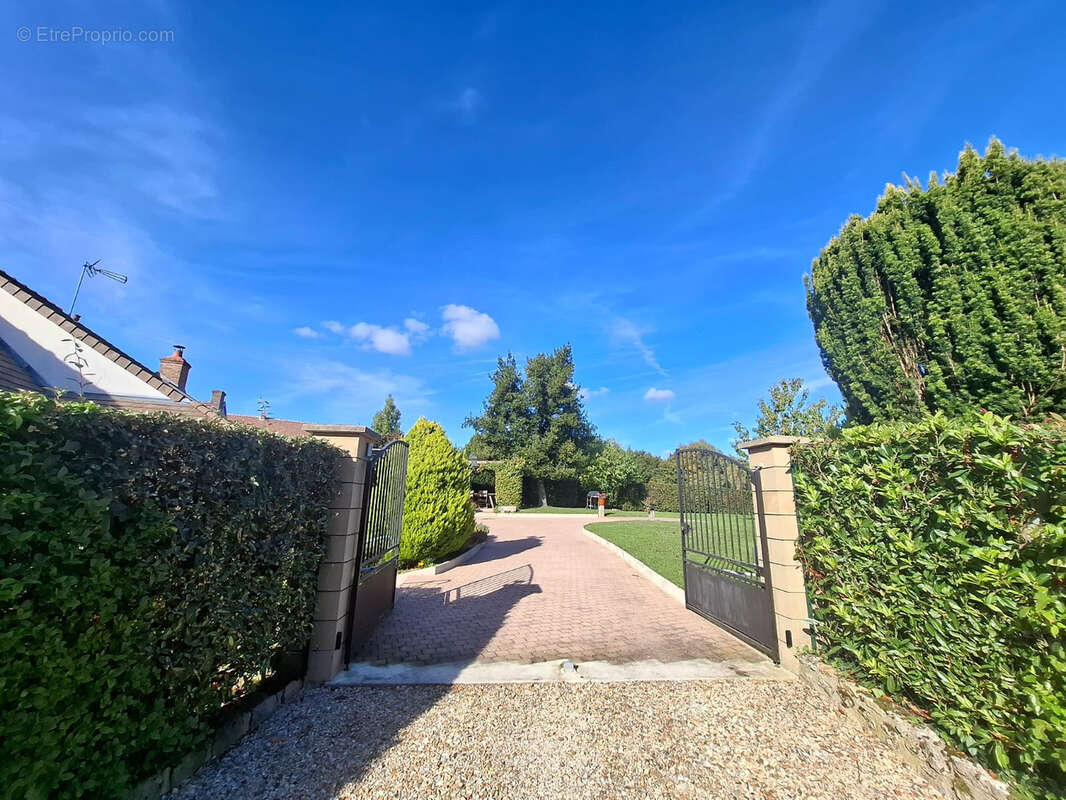 Maison à MONTMIRAIL