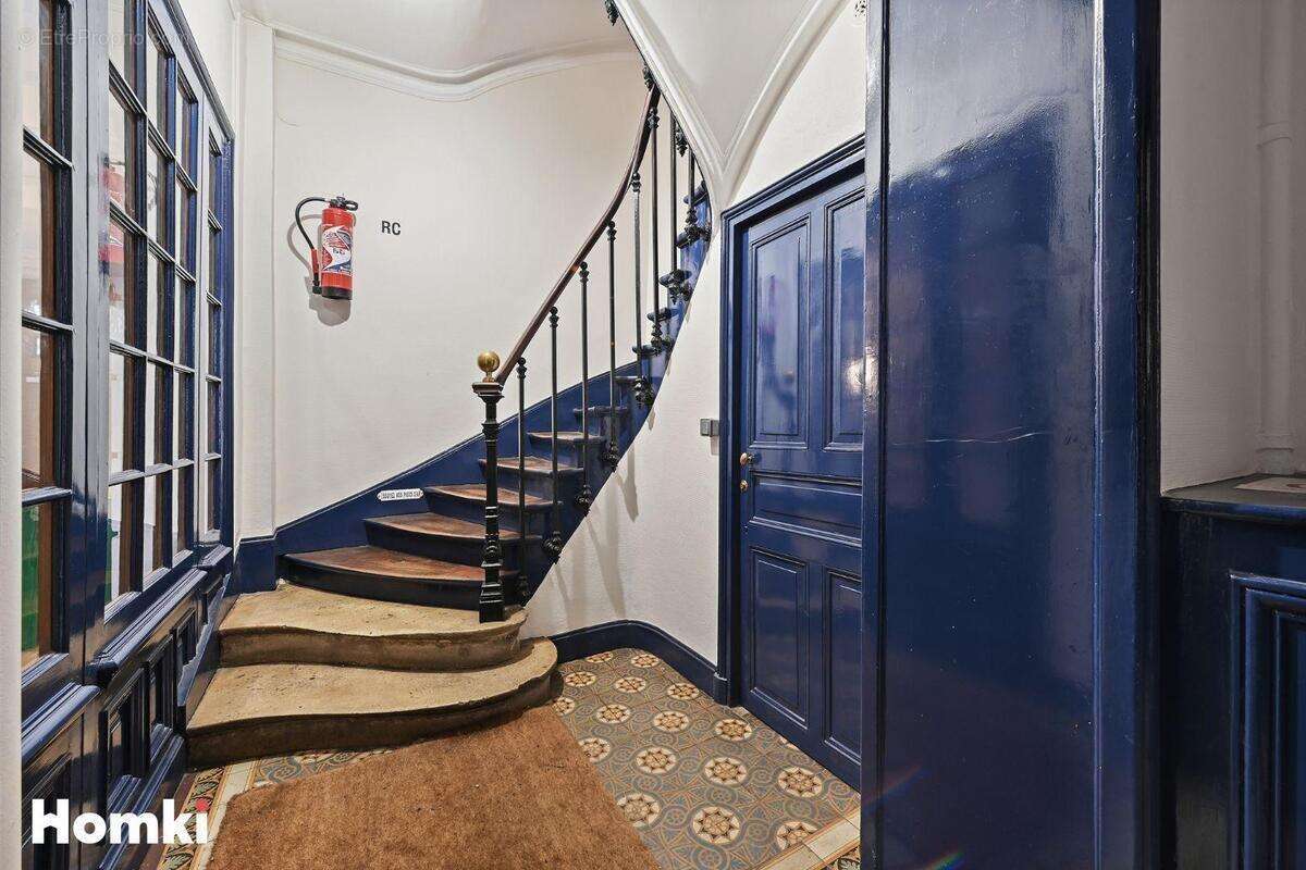 Appartement à PARIS-18E