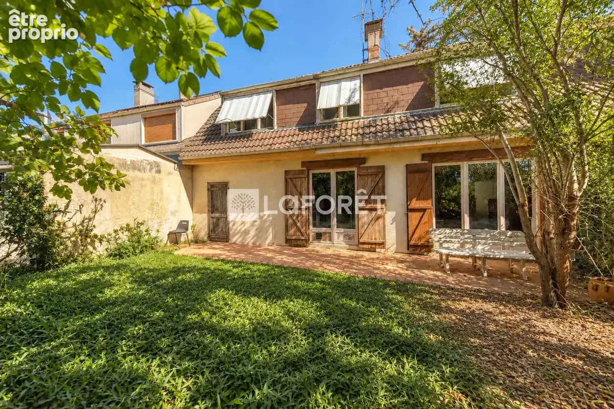 Photo Maison à Presles-En-Brie au prix de 189 900€