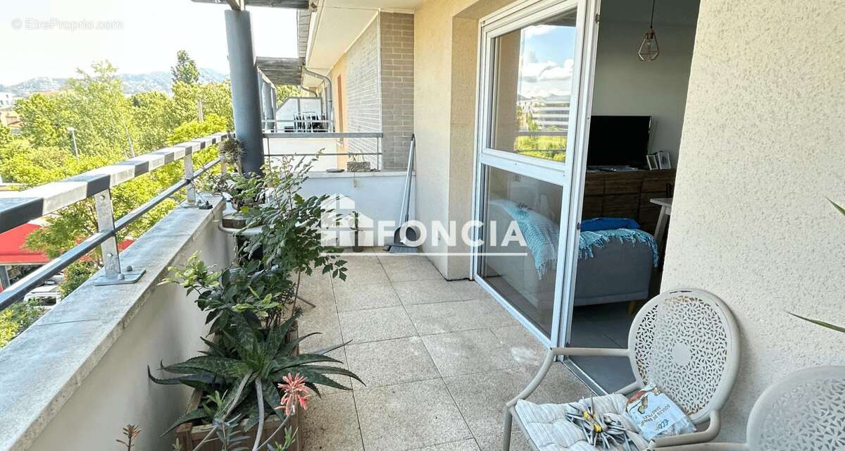 Appartement à MARSEILLE-8E