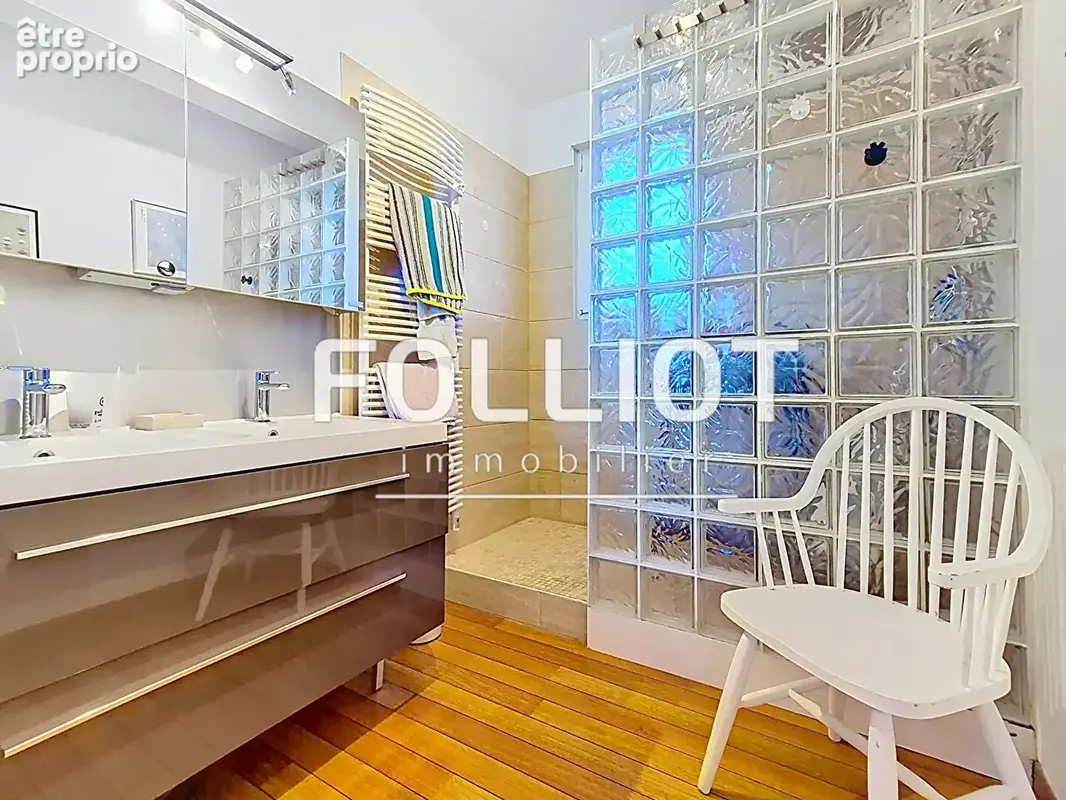 A VENDRE Magnifique appartement  de 96 m2  - 4 pièces - Vallée des jardin à Caen - photo 11