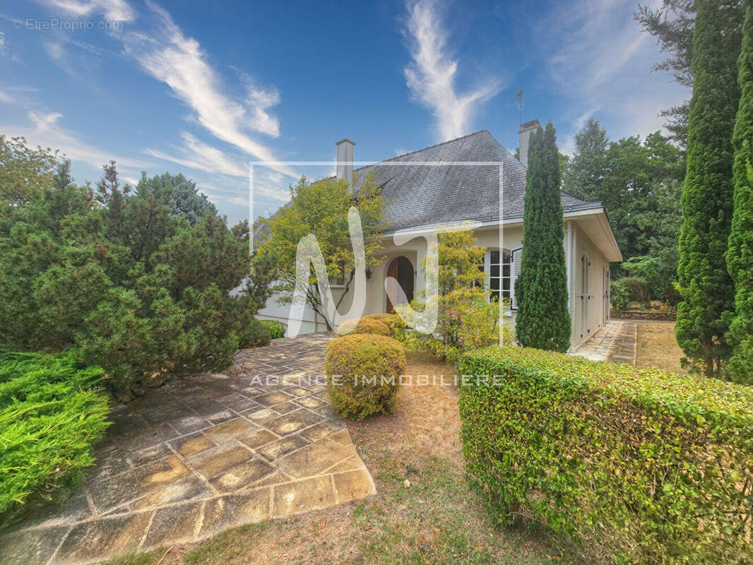 Maison à BOUCHEMAINE