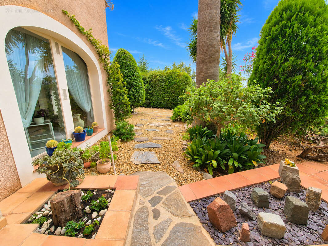 Hyères   maison de caractère au pied des rochers, entre nature et quiétude - photo 18