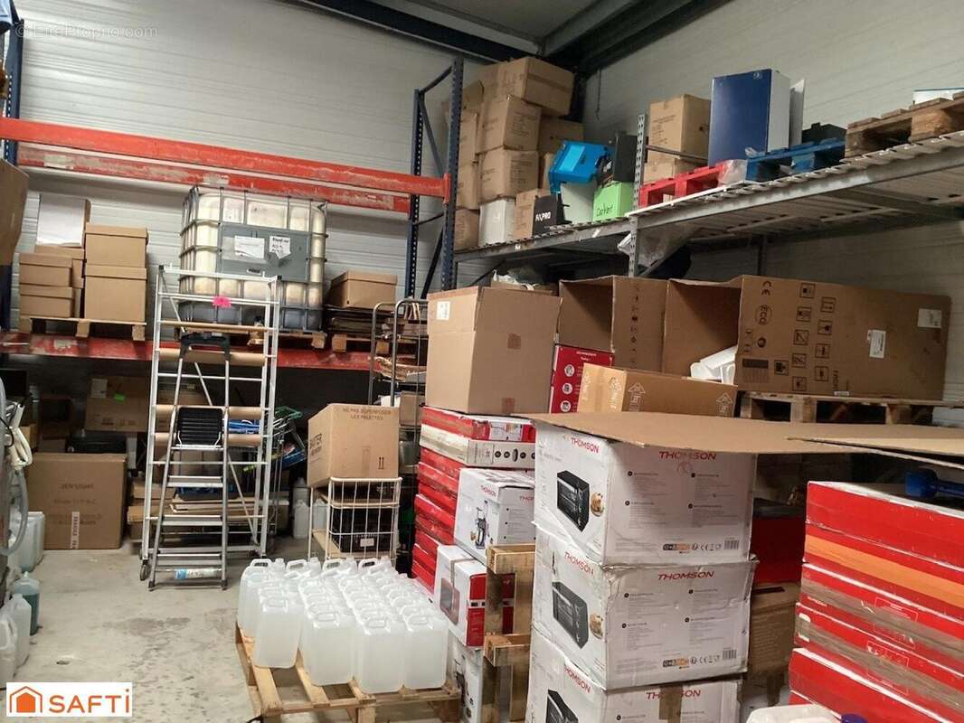 Photo 8 - Commerce à SAINT-SEURIN-SUR-L'ISLE