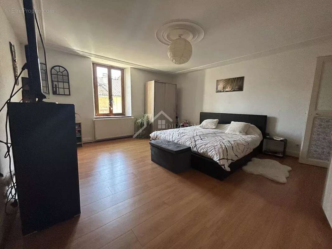 Maison 4 pièces - 163,84m² - photo 5