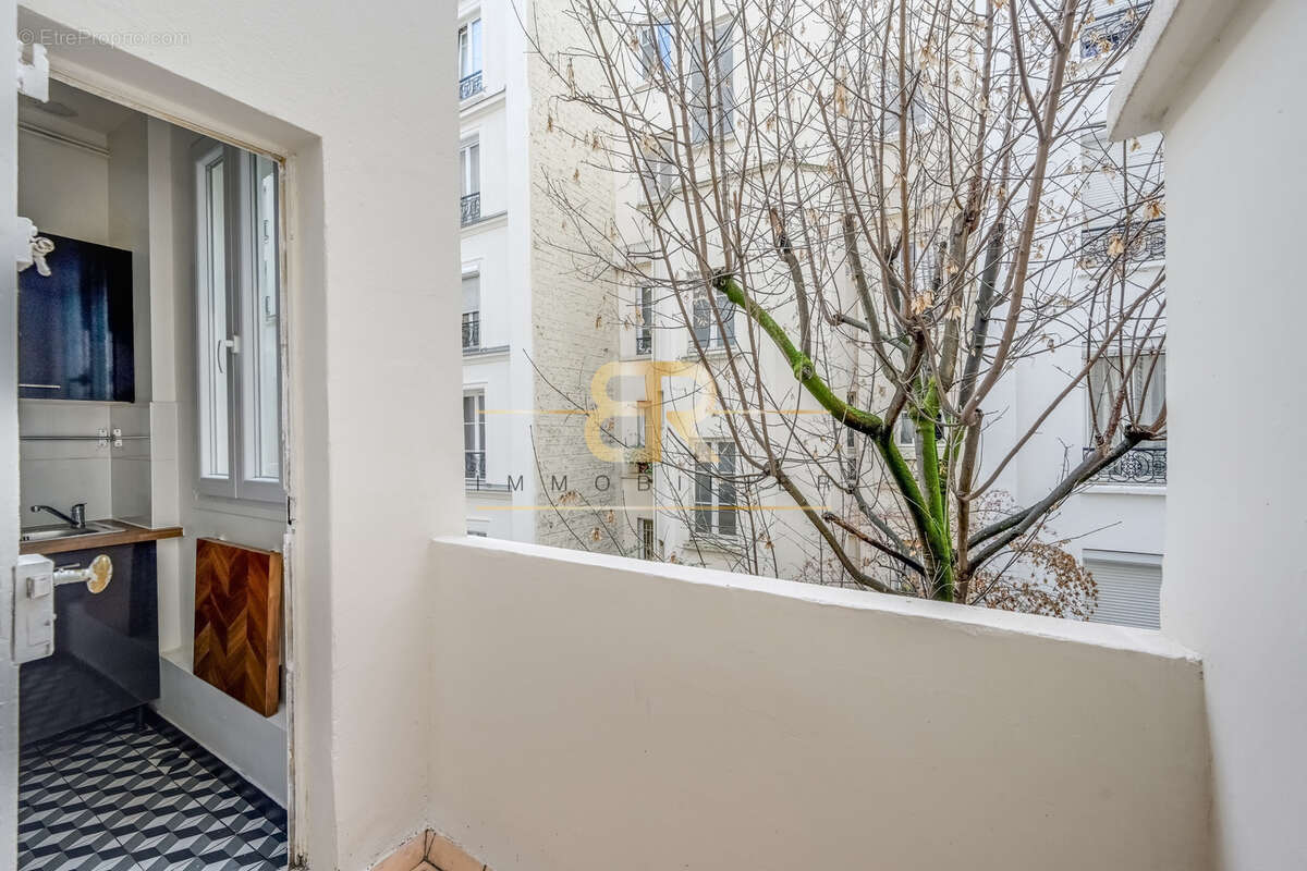 Appartement à PARIS-17E