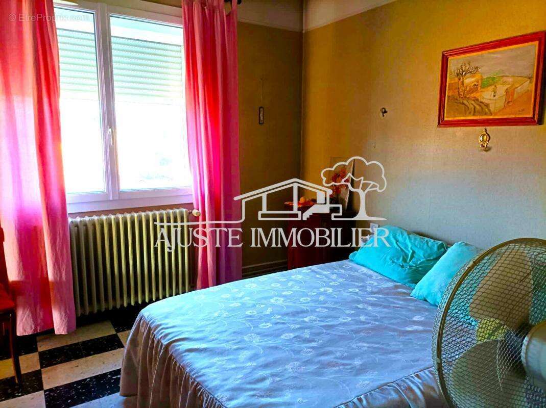 Appartement à SAINT-VICTORET