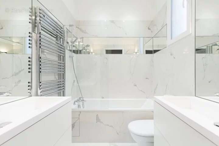 Appartement à PARIS-6E