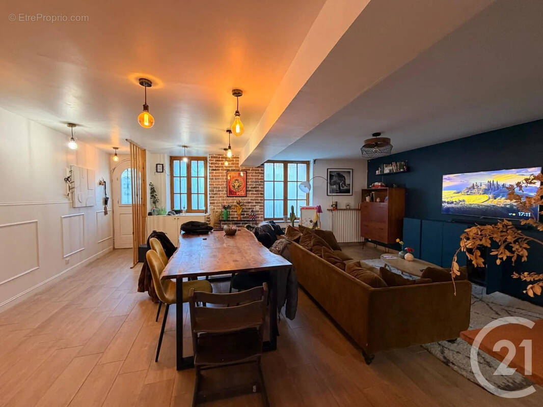 Maison à DAMMARTIN-EN-GOELE