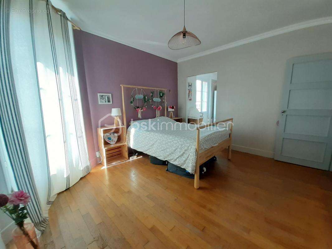 Maison à SULLY-SUR-LOIRE