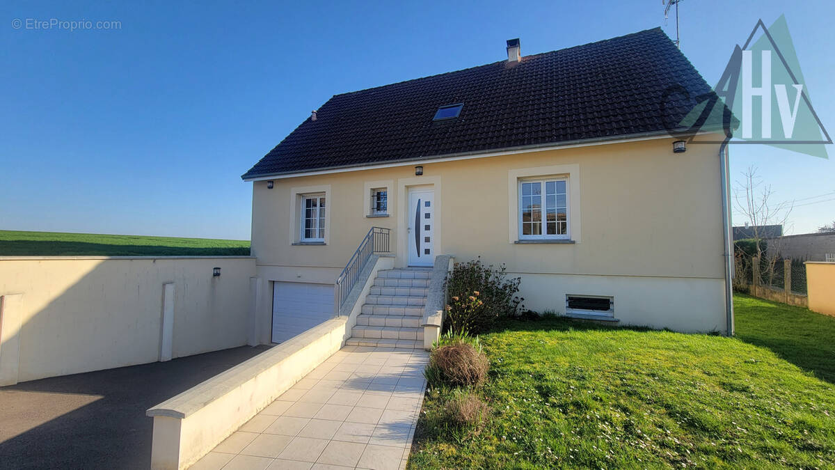Maison à CHALMAISON