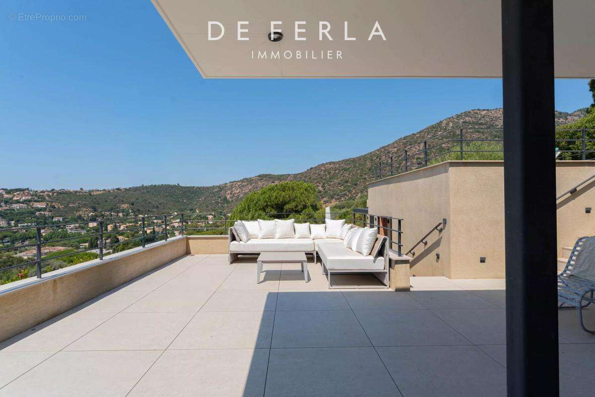 Appartement à LE LAVANDOU