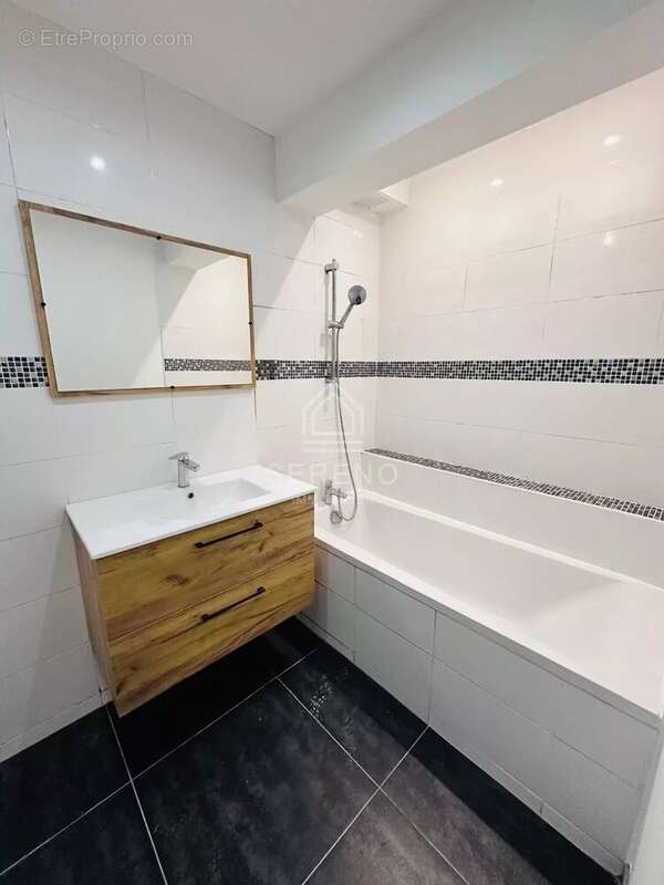 Appartement à FONTENAY-SOUS-BOIS