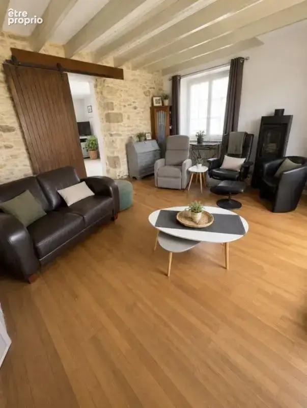 Maison 7 pièces 189 m² à vendre à Coulonges-Sur-L'autize (79160) - photo 3