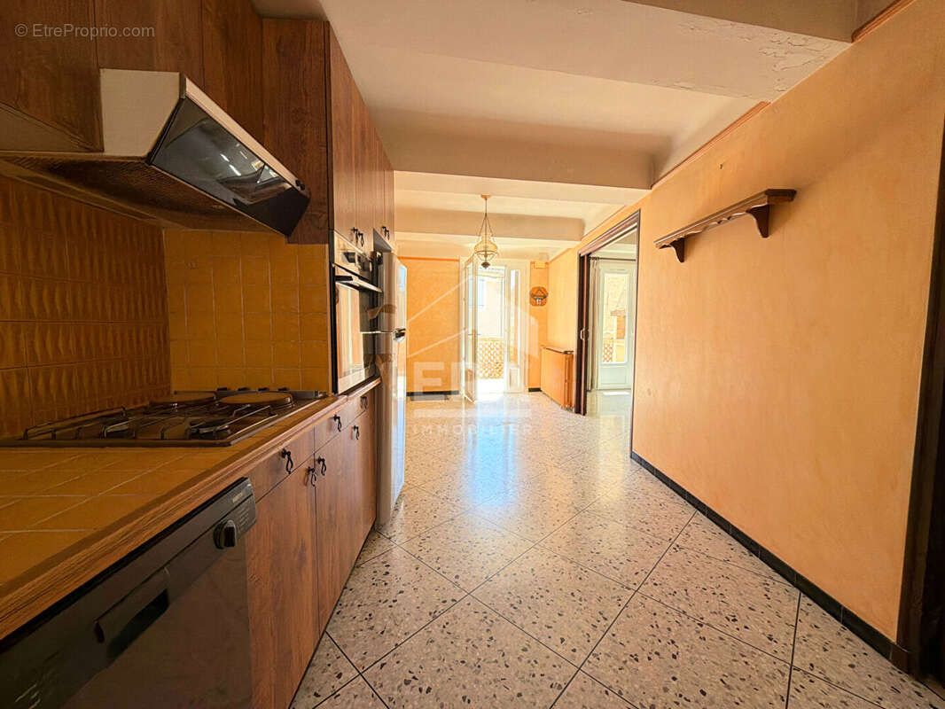 Maison à VILLELAURE