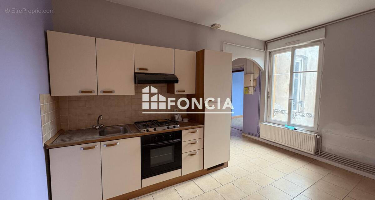 Appartement à CHARLEVILLE-MEZIERES