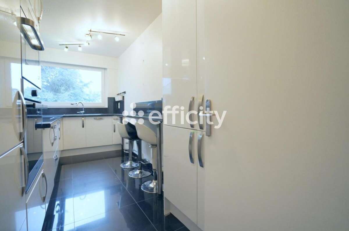 Appartement à LE CHESNAY