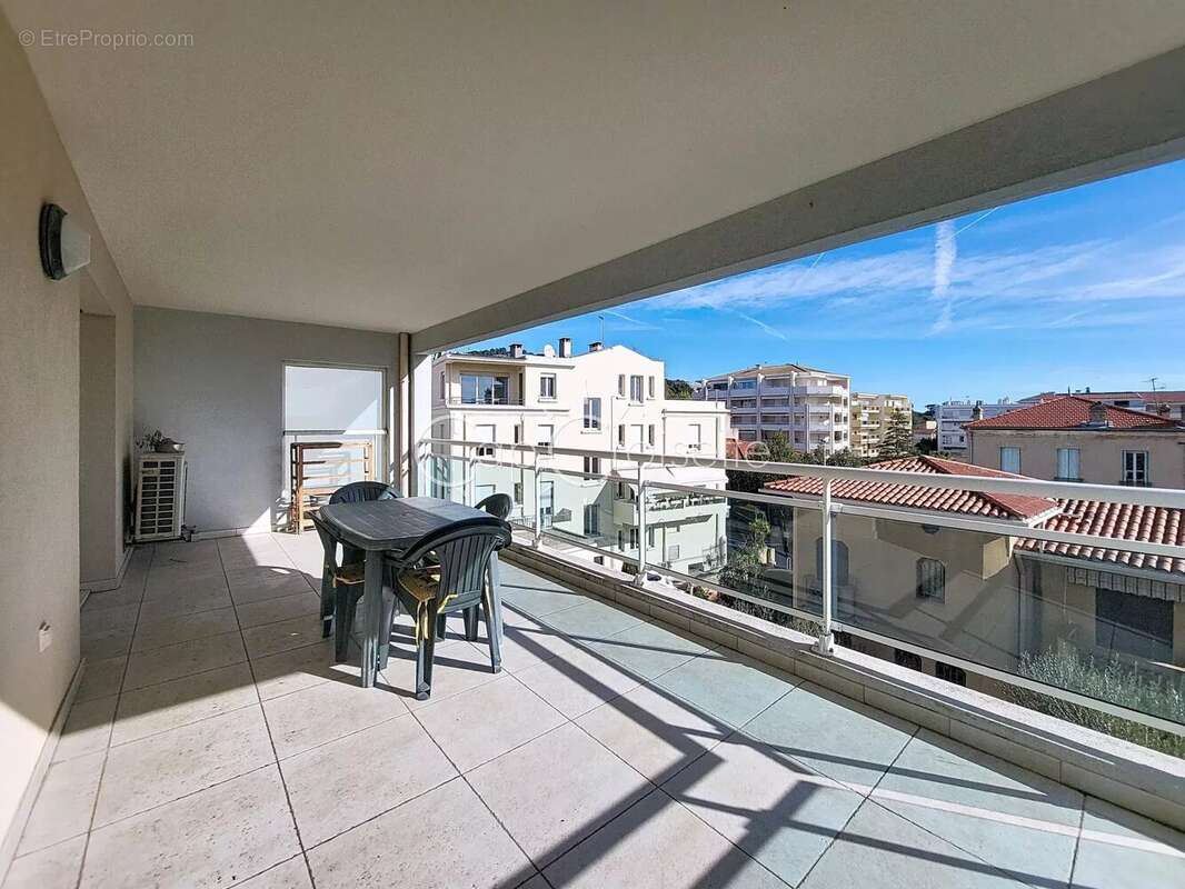 Appartement à CANNES