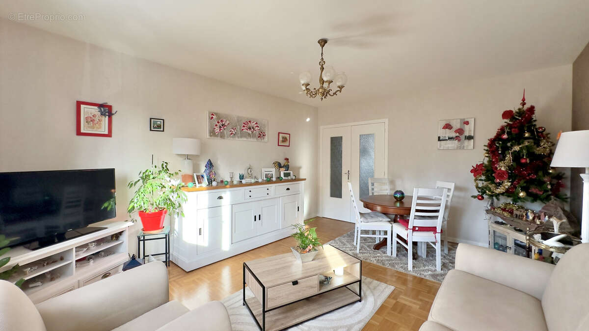 Appartement à LYON-5E