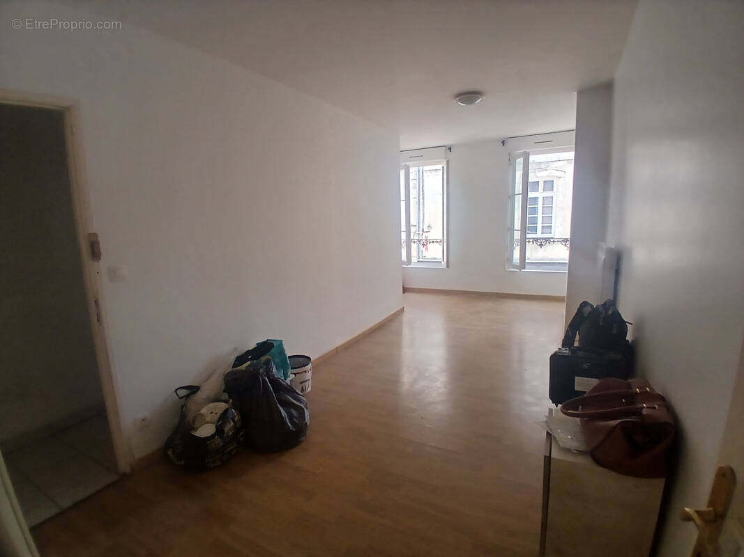 Appartement à SAINTES