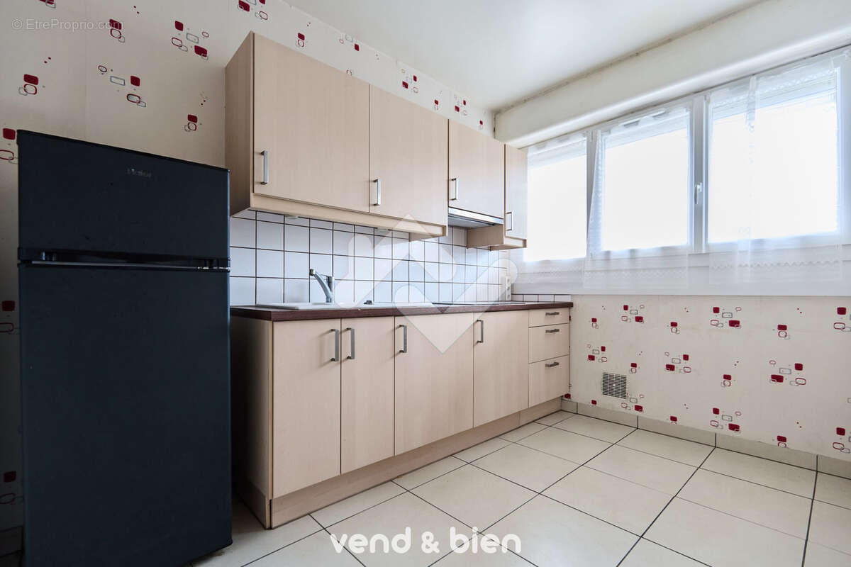 Appartement T2 de 49,12 m2 - Cave et parking - photo 7