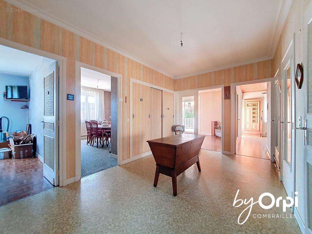 Maison à LES ANCIZES-COMPS