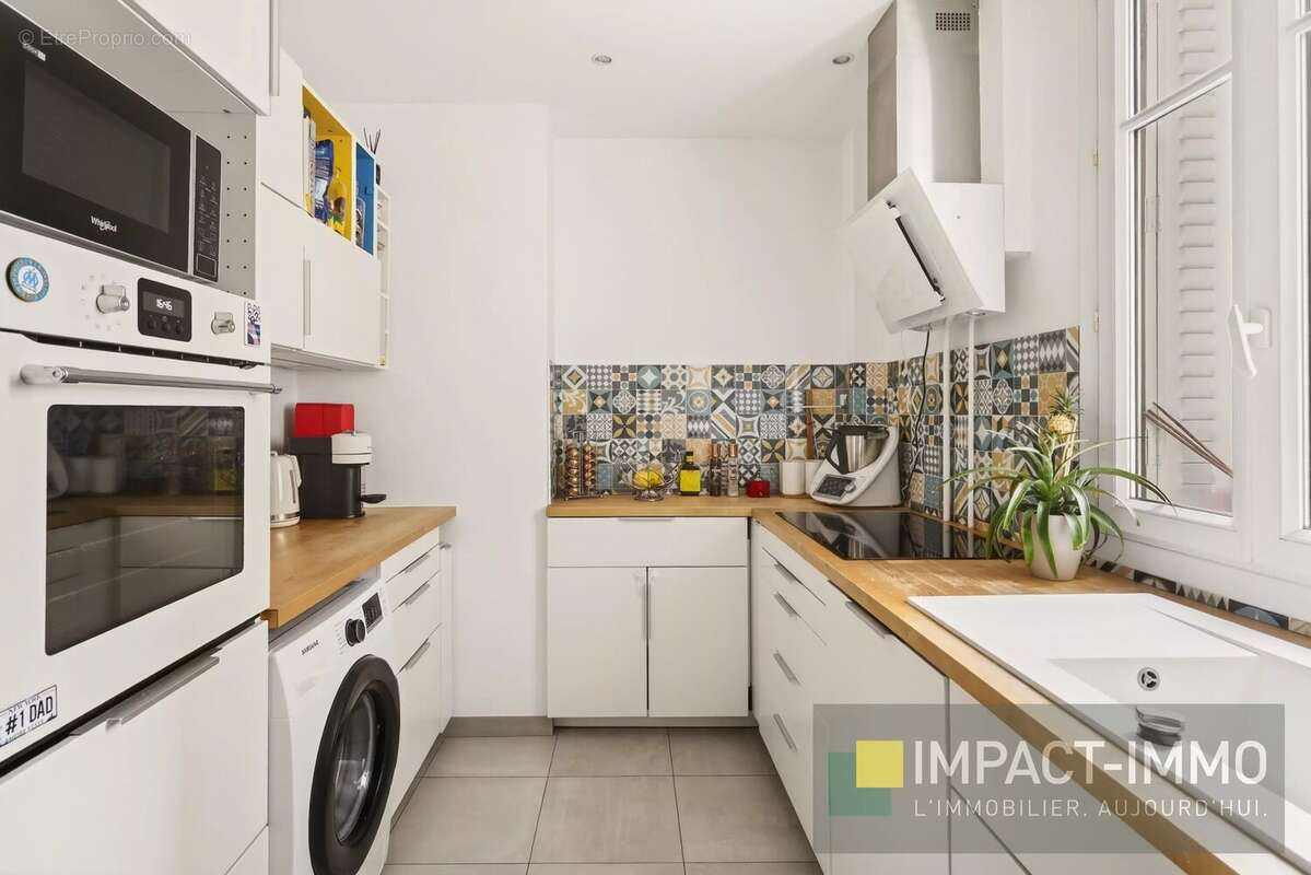Appartement à COURBEVOIE