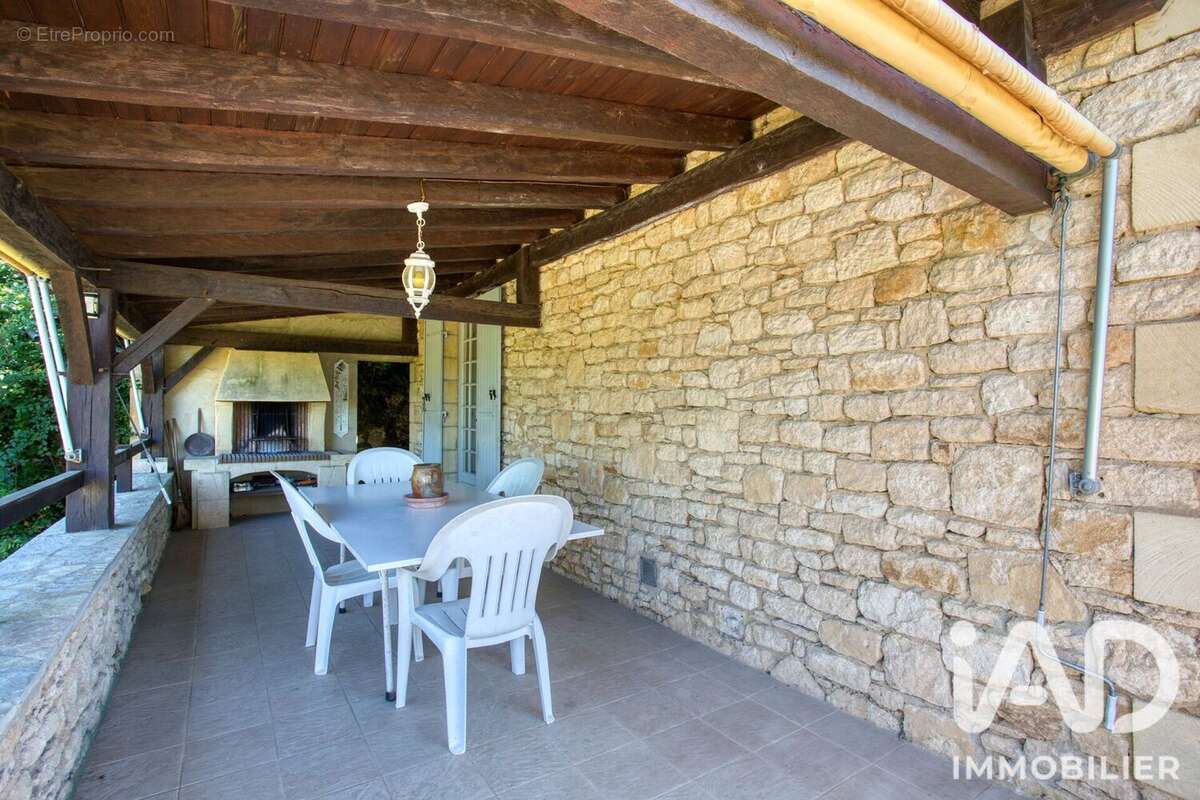 Maison 186 m² à Beynac-Et-Cazenac  - photo 9