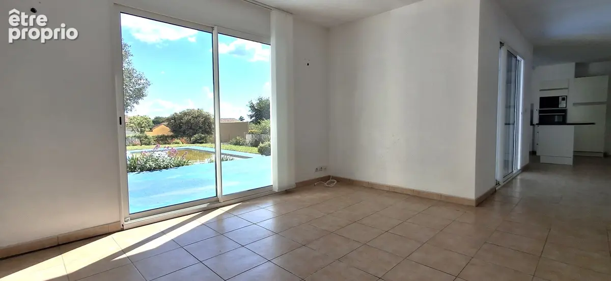 A vendre, Drôme provençale, villa de plain-pied, très soignée de 124m² avec piscine, - photo 7