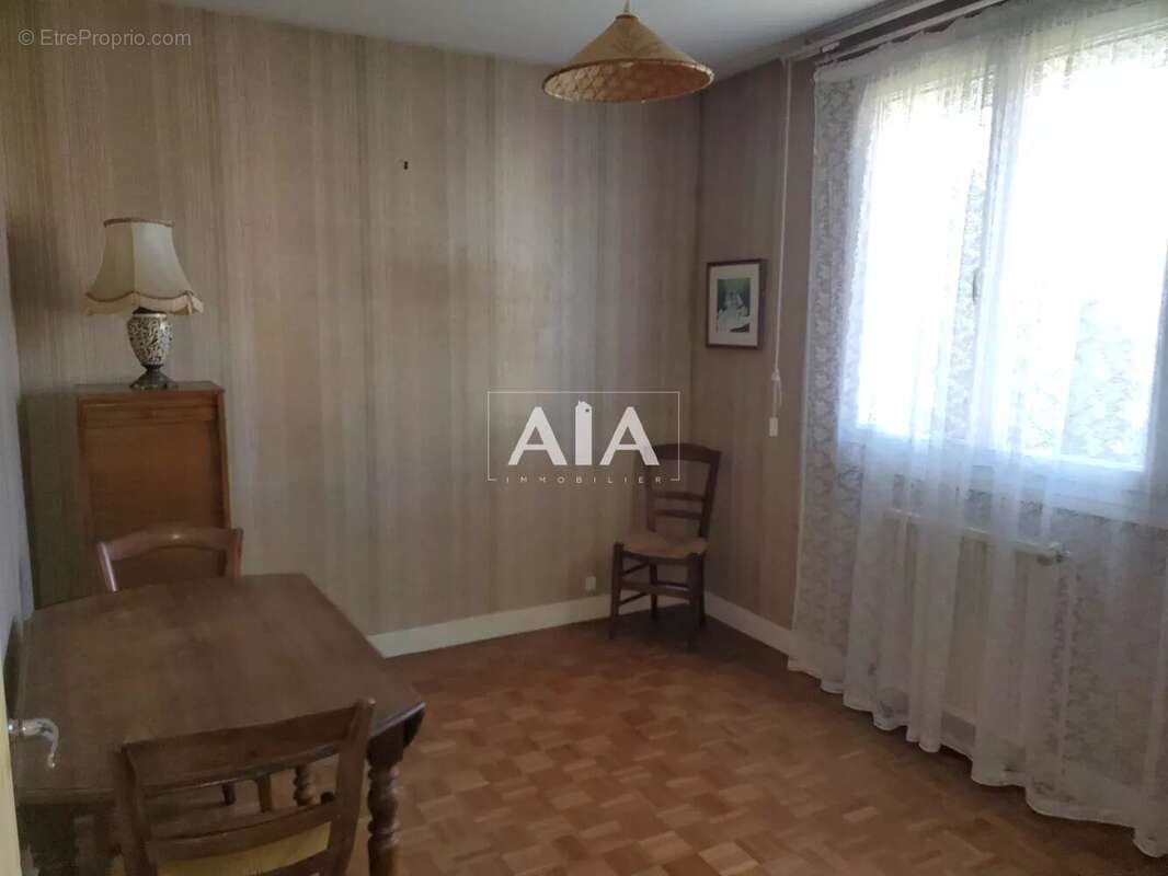 Maison à RUFFEC