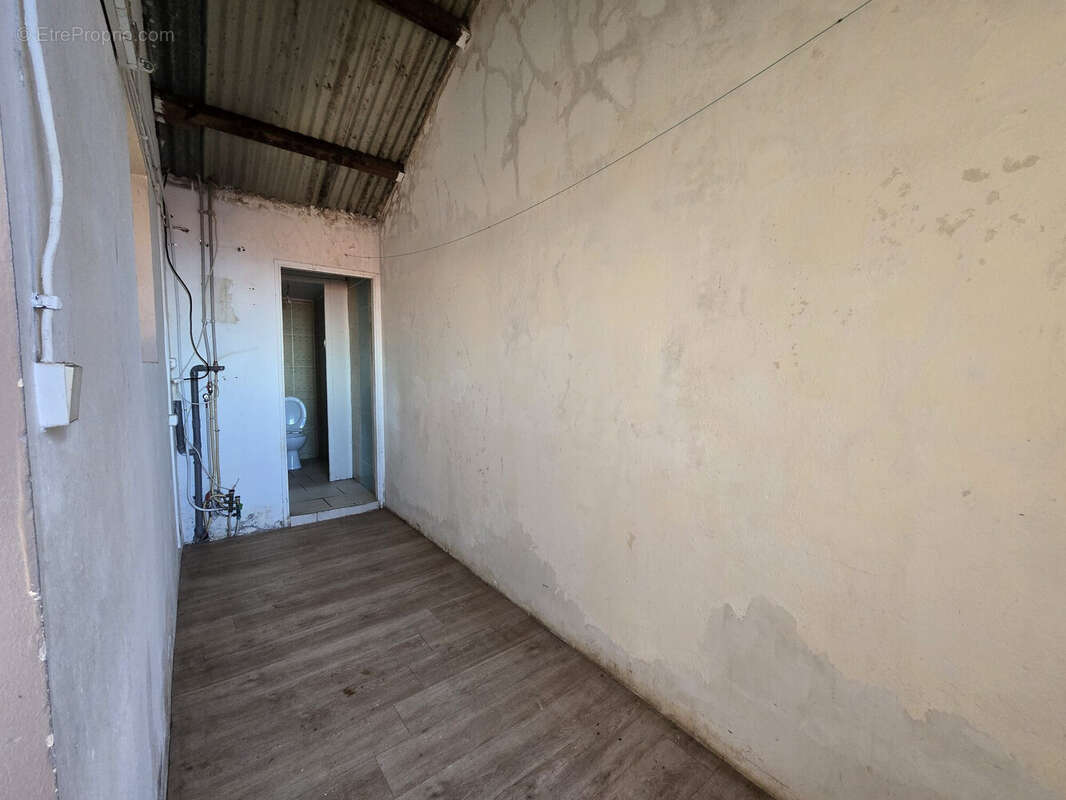 Maison 62 m² à Le Tampon  - photo 3