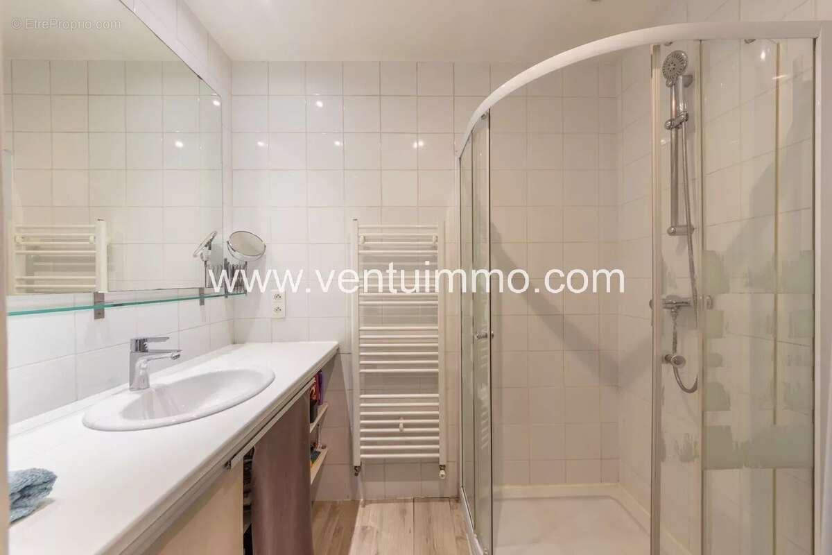 Appartement à LE CANNET