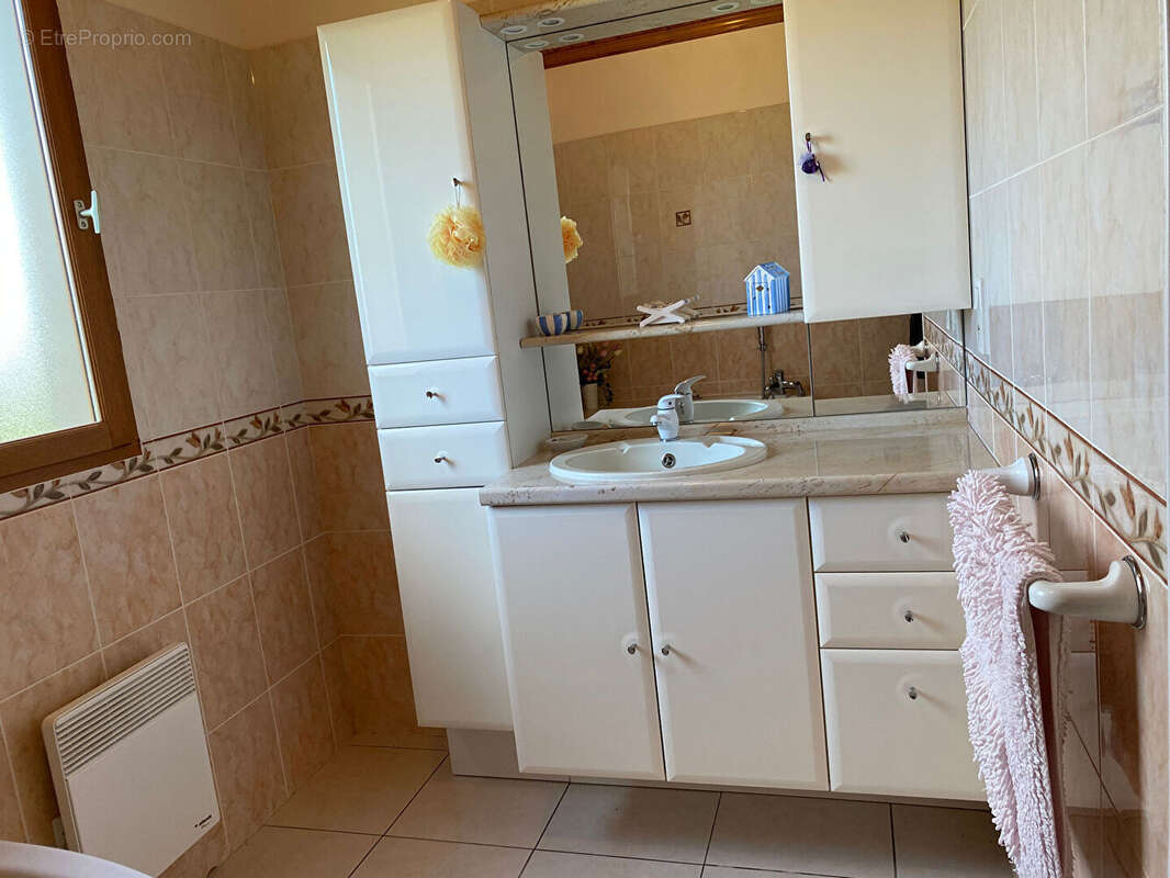 Maison à ROUFFIGNAC-SAINT-CERNIN-DE-REILHAC