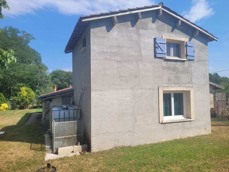 Maison à VERTHEUIL