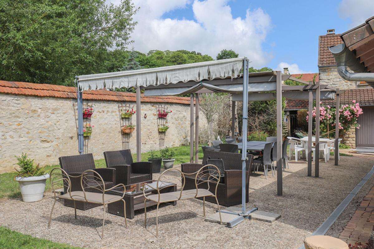 Maison à JAMBVILLE