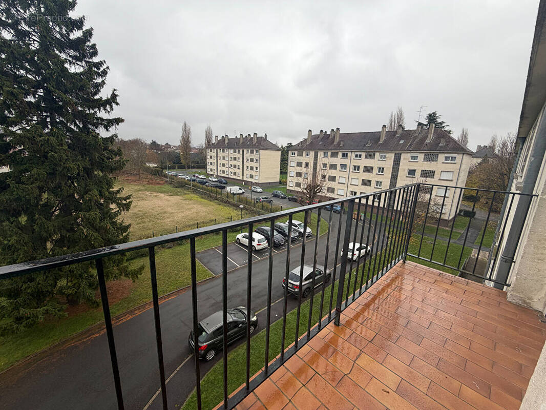 Appartement à GROSLAY