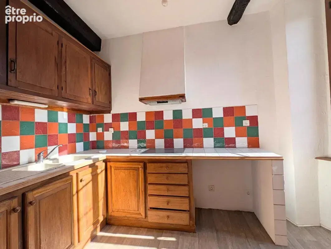 Immeuble Cazeres avec 2 appartements et un local commercial - photo 7